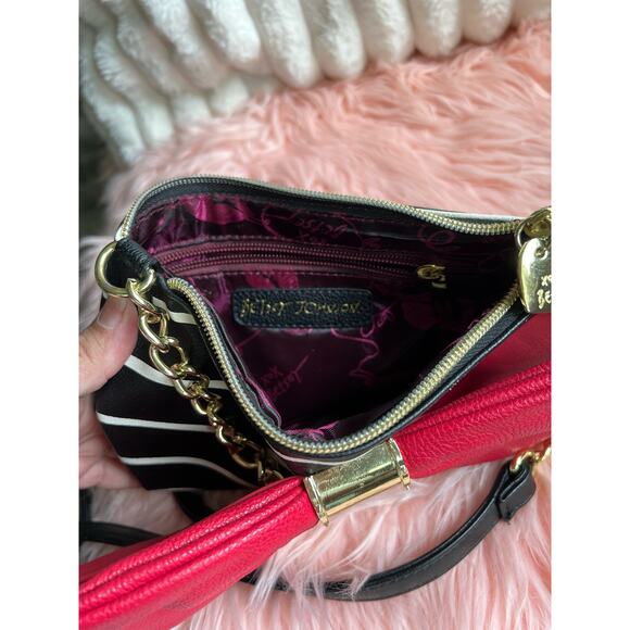 Betsey Johnson Striped Crossbody with Red Bow & Chain Strap - Picture 3 of 6